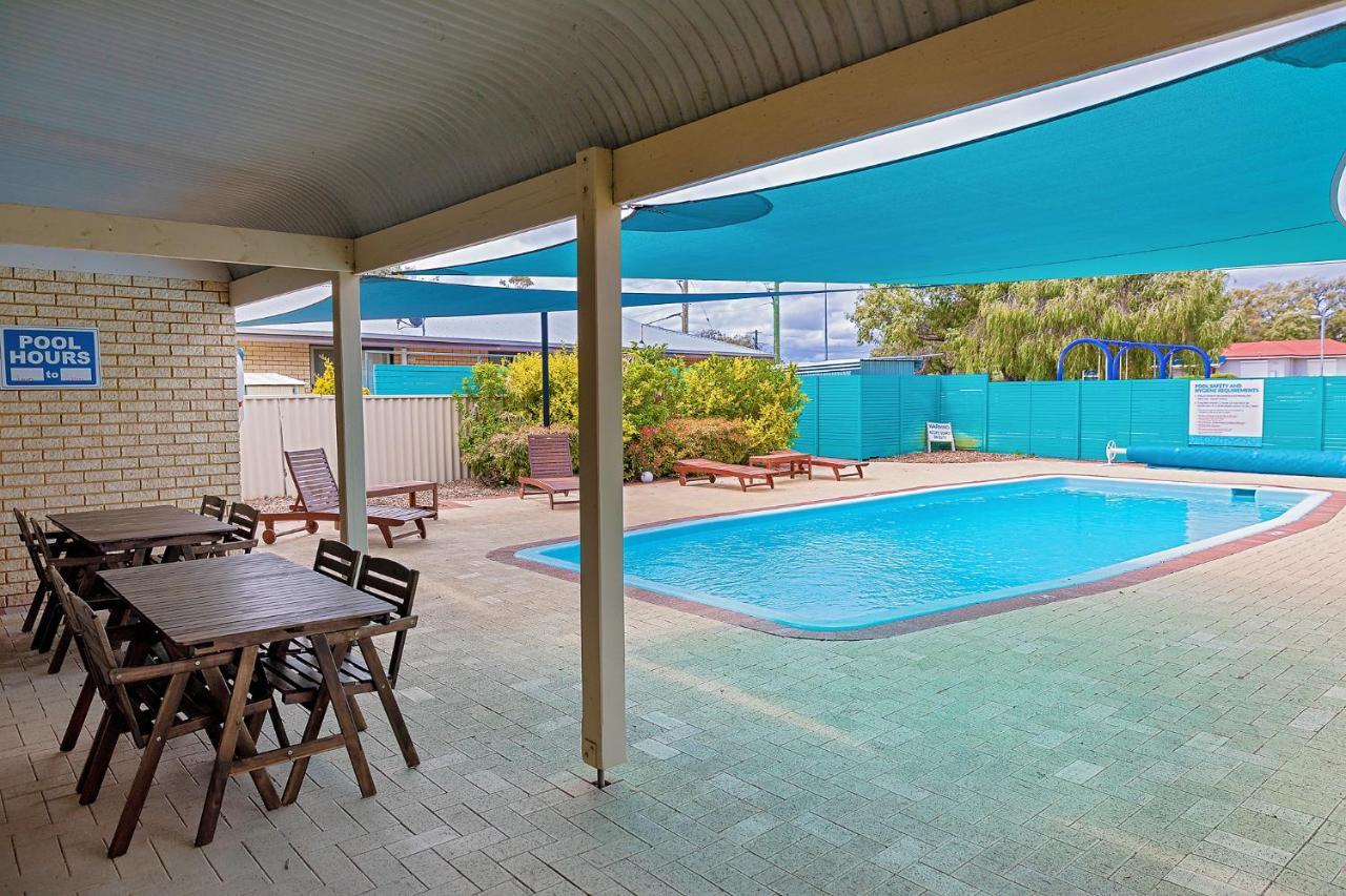 Busselton Villas And Glamping Village ภายนอก รูปภาพ