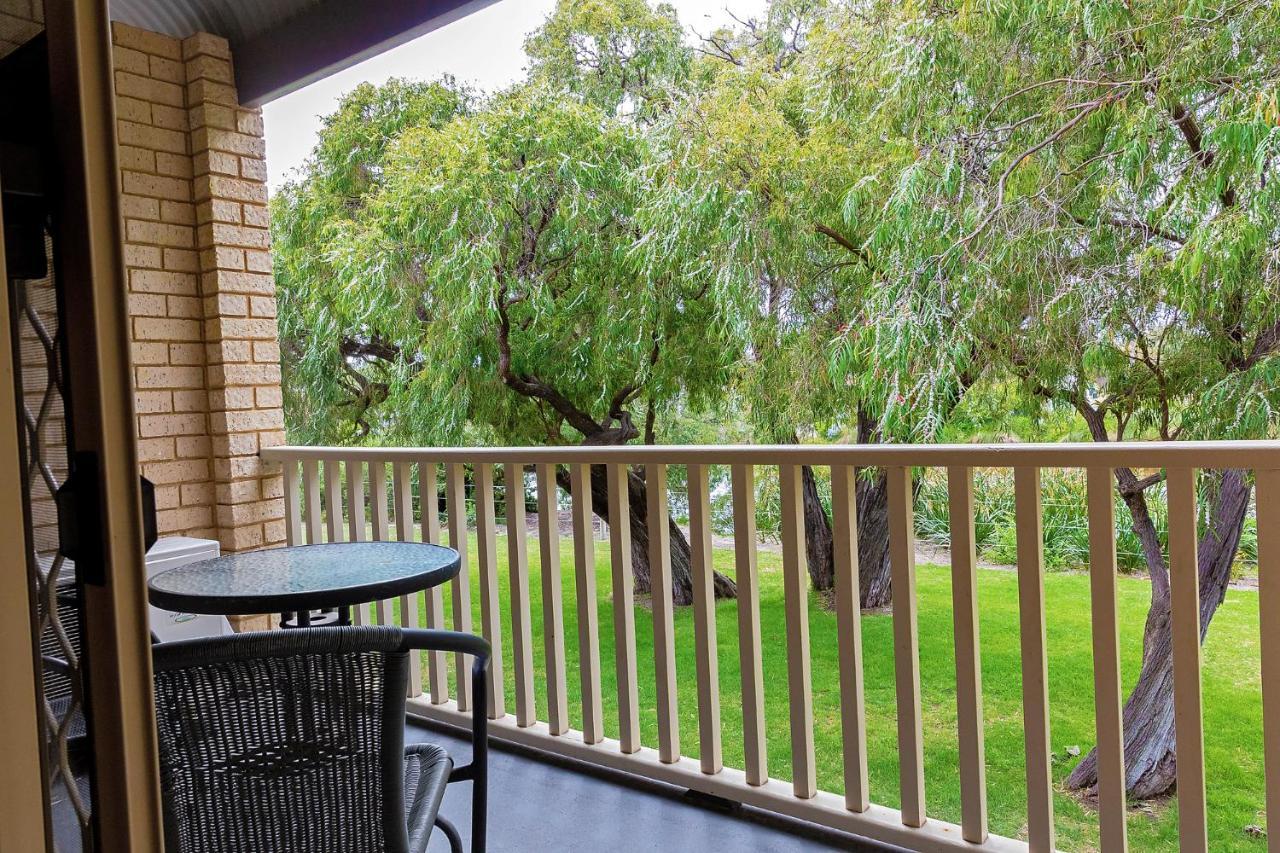 Busselton Villas And Glamping Village ภายนอก รูปภาพ