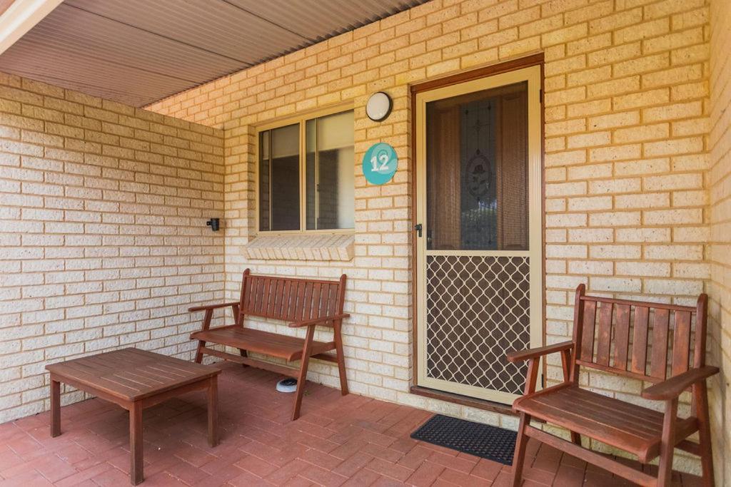 Busselton Villas And Glamping Village ภายนอก รูปภาพ